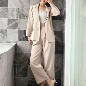 Beige two piece pant suit blazer jacket XS Small 2